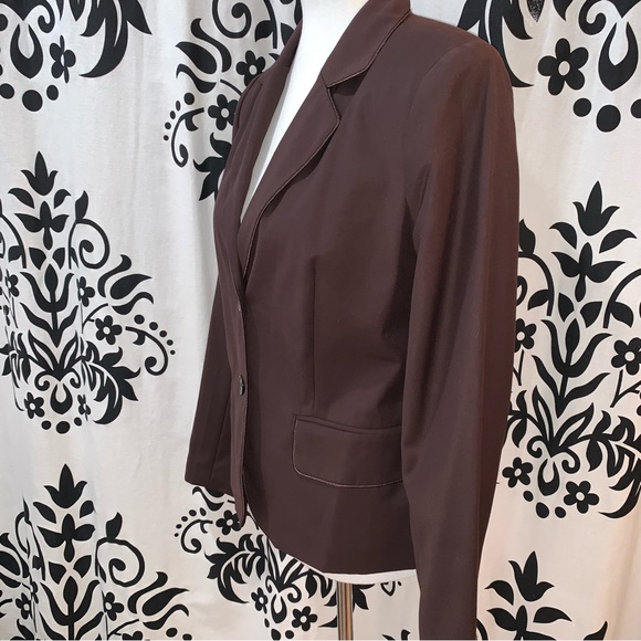 Merona Sz Medium Chocolate Brown 2 Button Blazer - Picture 3 of 11